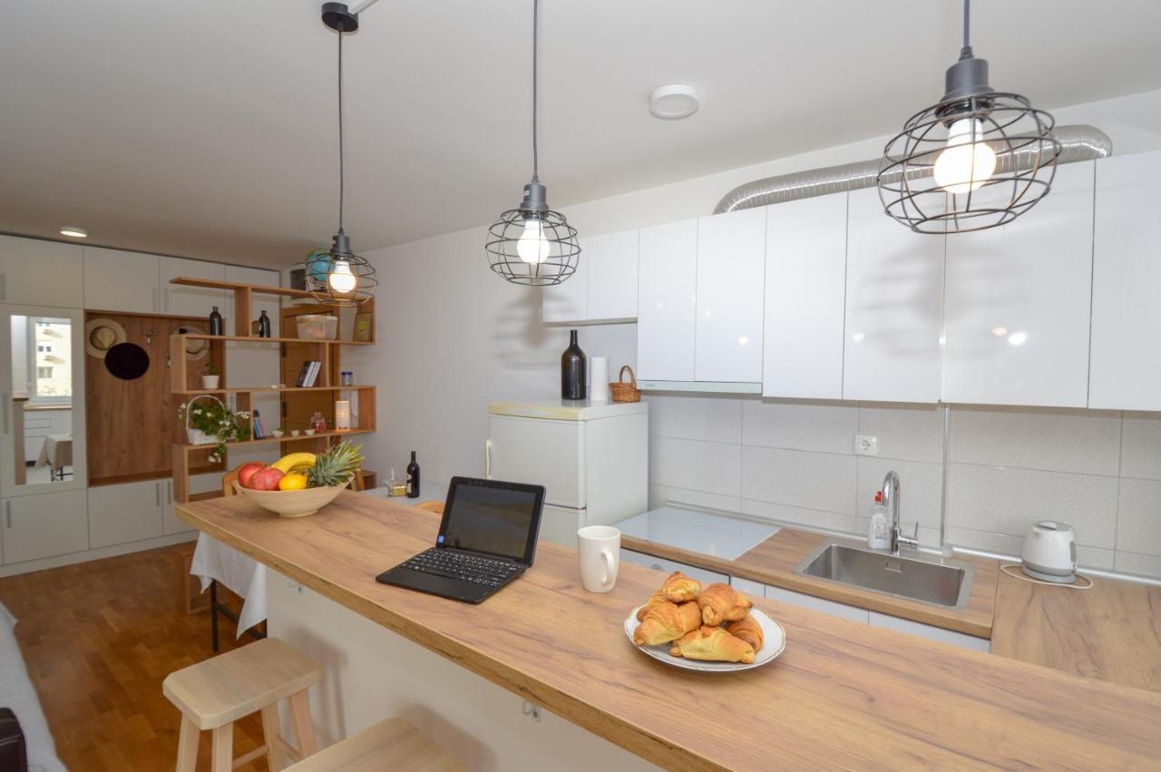 Shine24 - Spacious And Bright Apartment - New Nowy Sad Zewnętrze zdjęcie
